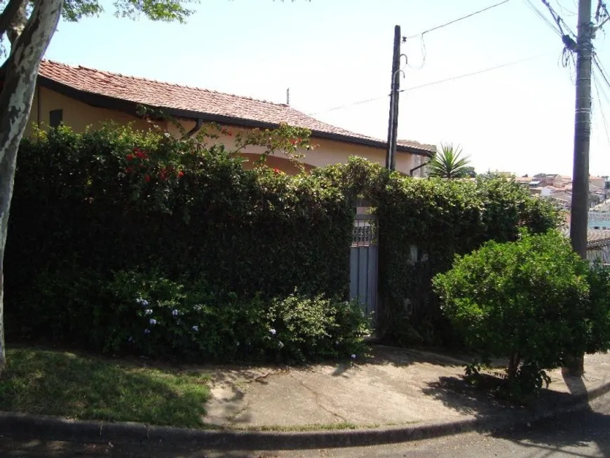 Foto 1 de Casa com 2 Quartos à venda, 209m² em Jardim Valença, Valinhos