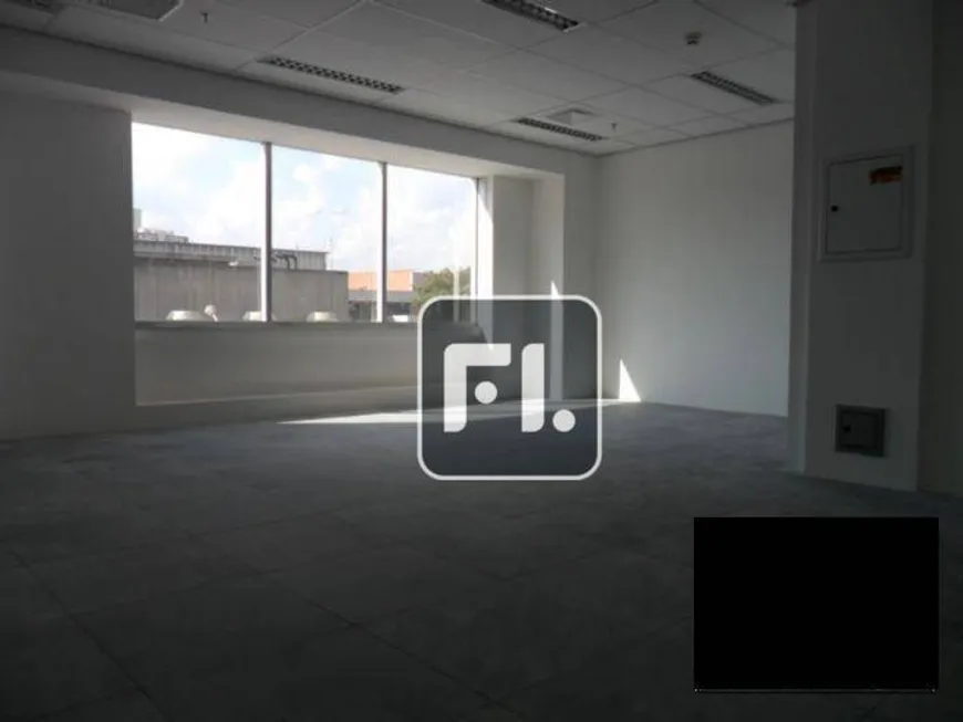 Foto 1 de Sala Comercial para venda ou aluguel, 49m² em Alphaville, Barueri