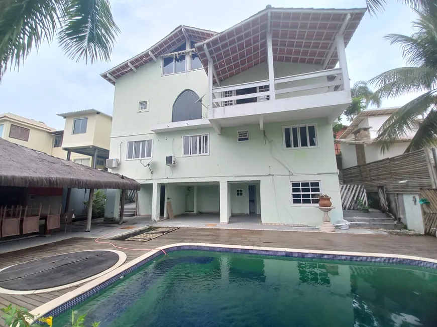 Foto 1 de Casa de Condomínio com 3 Quartos para venda ou aluguel, 450m² em Camboinhas, Niterói