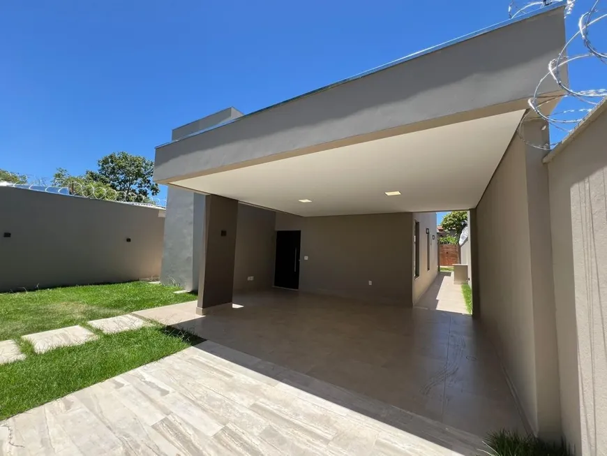 Foto 1 de Casa com 4 Quartos à venda, 150m² em Planalto, Montes Claros