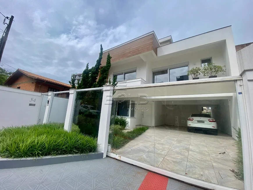 Foto 1 de Casa com 3 Quartos à venda, 216m² em Coqueiros, Florianópolis