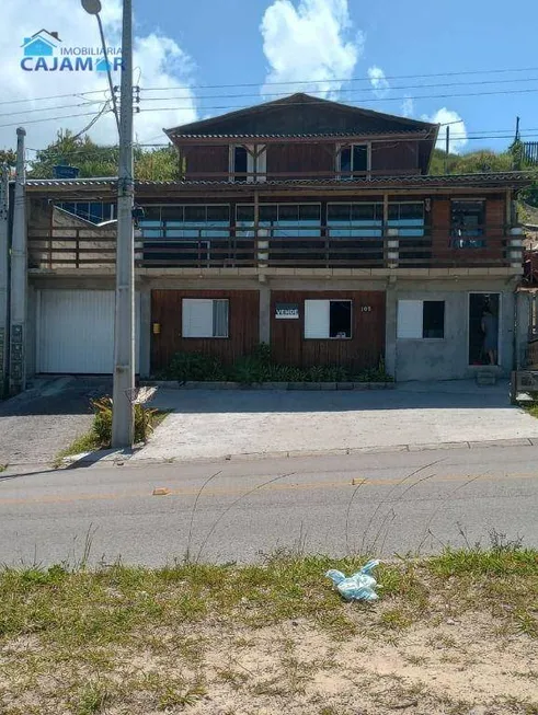 Foto 1 de Casa com 8 Quartos à venda, 220m² em Vila Nova Alvorada, Imbituba
