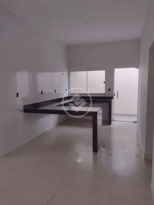 Foto 1 de Casa com 3 Quartos à venda, 132m² em Jardim Canaã, Uberlândia