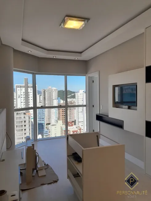 Foto 1 de Apartamento com 3 Quartos à venda, 177m² em Centro, Balneário Camboriú