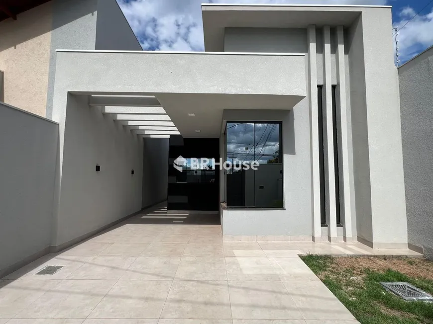 Foto 1 de Casa com 3 Quartos à venda, 100m² em Residencial Betaville, Campo Grande