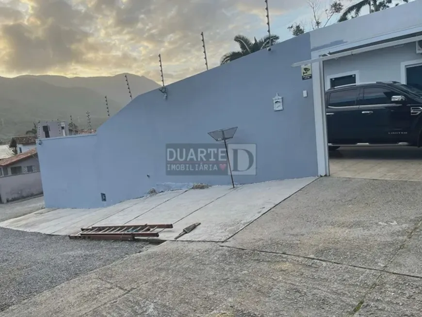 Foto 1 de Casa com 3 Quartos à venda, 95m² em Guanabara, Joinville