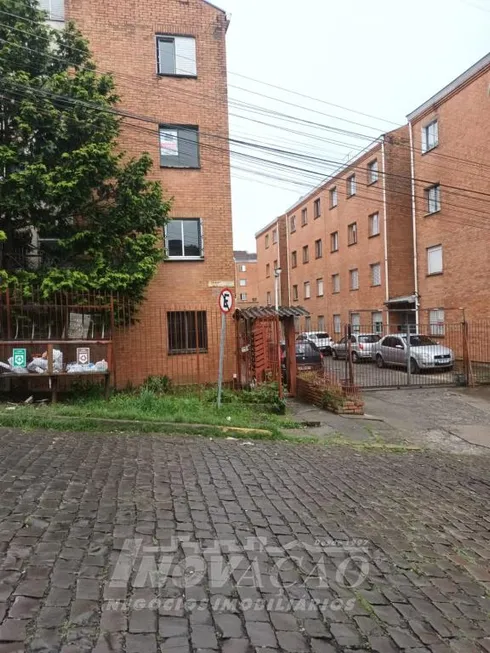 Foto 1 de Apartamento com 1 Quarto à venda, 33m² em São Victor Cohab, Caxias do Sul