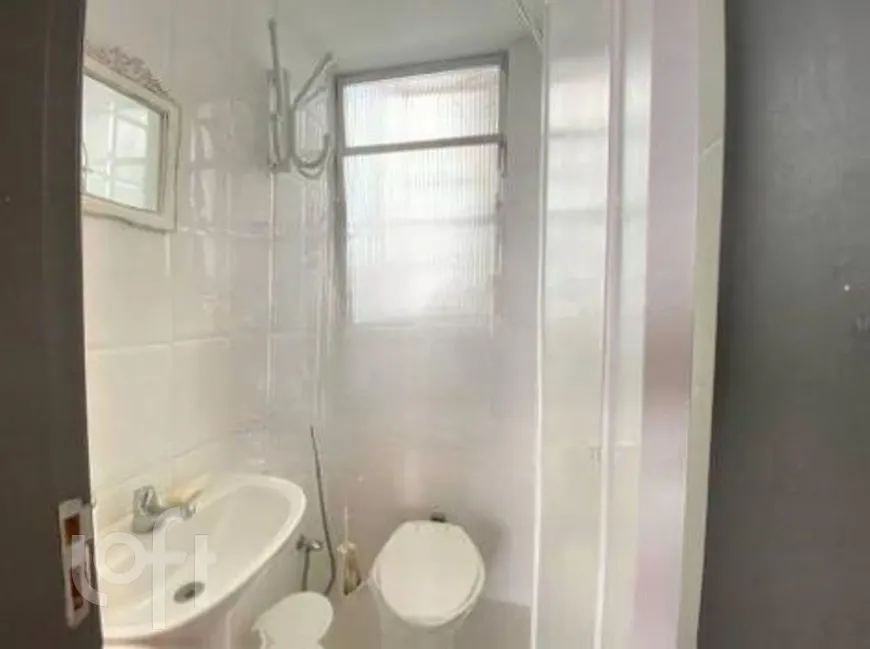 Foto 1 de Apartamento com 2 Quartos à venda, 50m² em Leblon, Rio de Janeiro