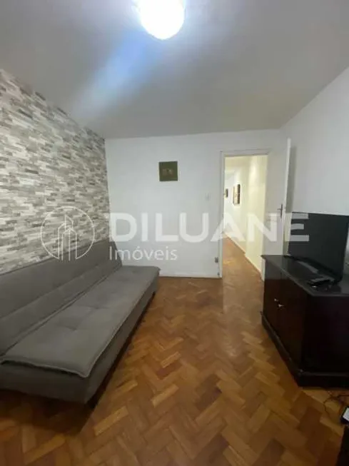 Foto 1 de Apartamento com 1 Quarto para alugar, 50m² em Copacabana, Rio de Janeiro