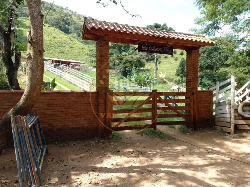 Foto 1 de Fazenda/Sítio com 1 Quarto à venda, 10m² em , Carvalhos