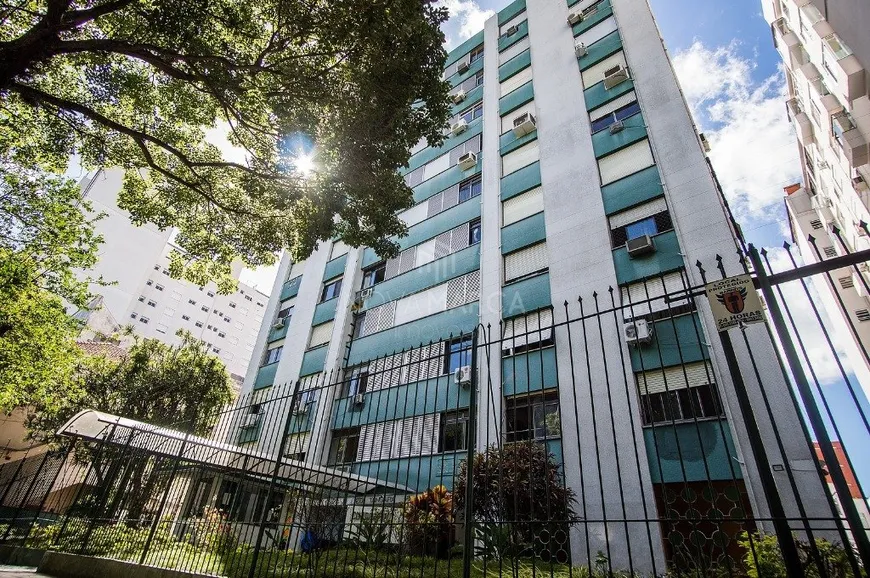 Foto 1 de Apartamento com 3 Quartos à venda, 93m² em Farroupilha, Porto Alegre