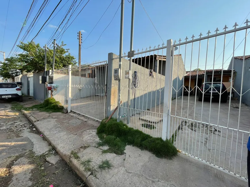 Foto 1 de Kitnet com 2 Quartos à venda, 10m² em Tijucal, Cuiabá