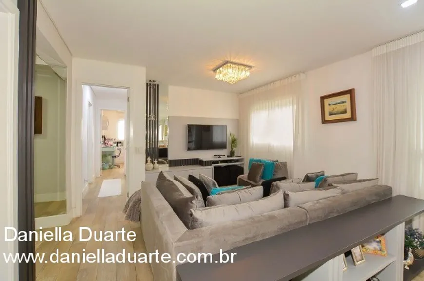 Foto 1 de Apartamento com 3 Quartos à venda, 153m² em Cristo Rei, Curitiba