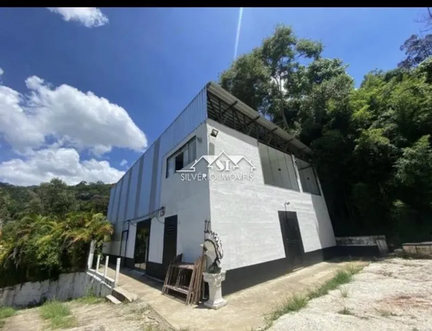 Foto 1 de Galpão/Depósito/Armazém à venda, 380m² em Parque do Imbuí, Teresópolis