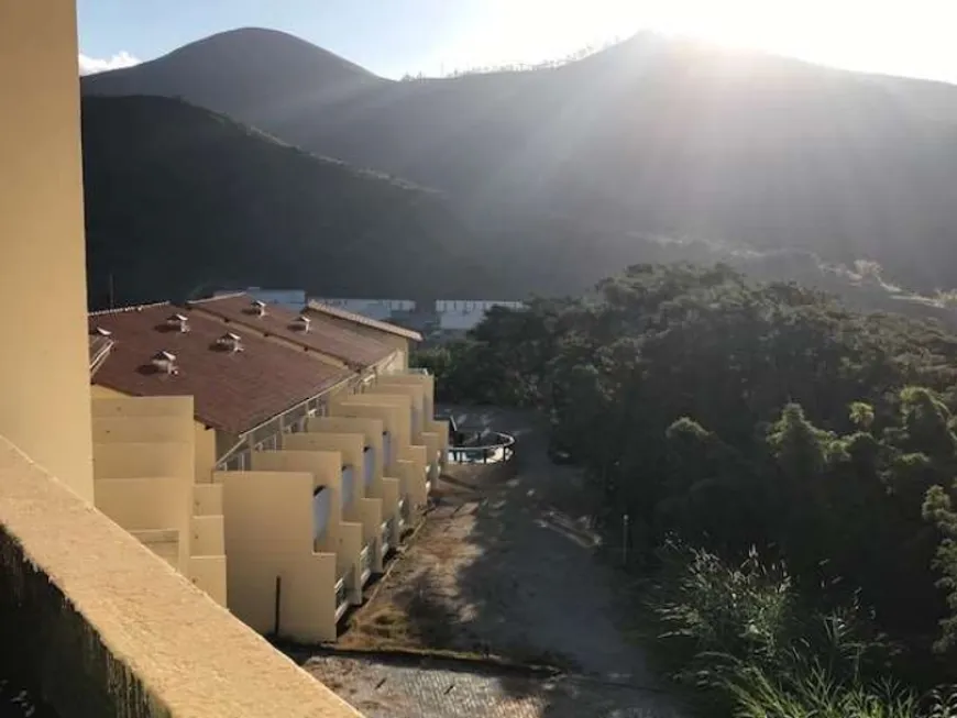 Foto 1 de Apartamento com 2 Quartos à venda, 74m² em Itaipava, Petrópolis