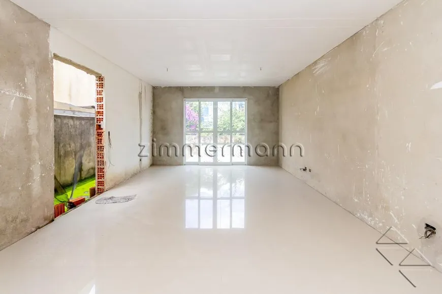 Foto 1 de Casa com 4 Quartos à venda, 212m² em Vila Romana, São Paulo