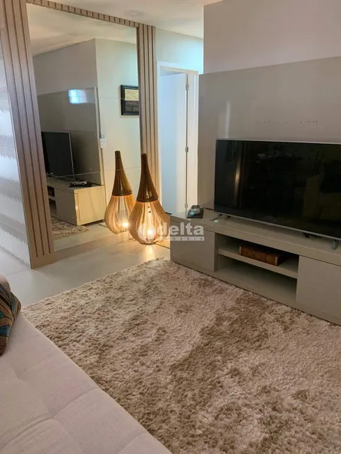 Foto 1 de Apartamento com 3 Quartos à venda, 53m² em Umuarama, Uberlândia