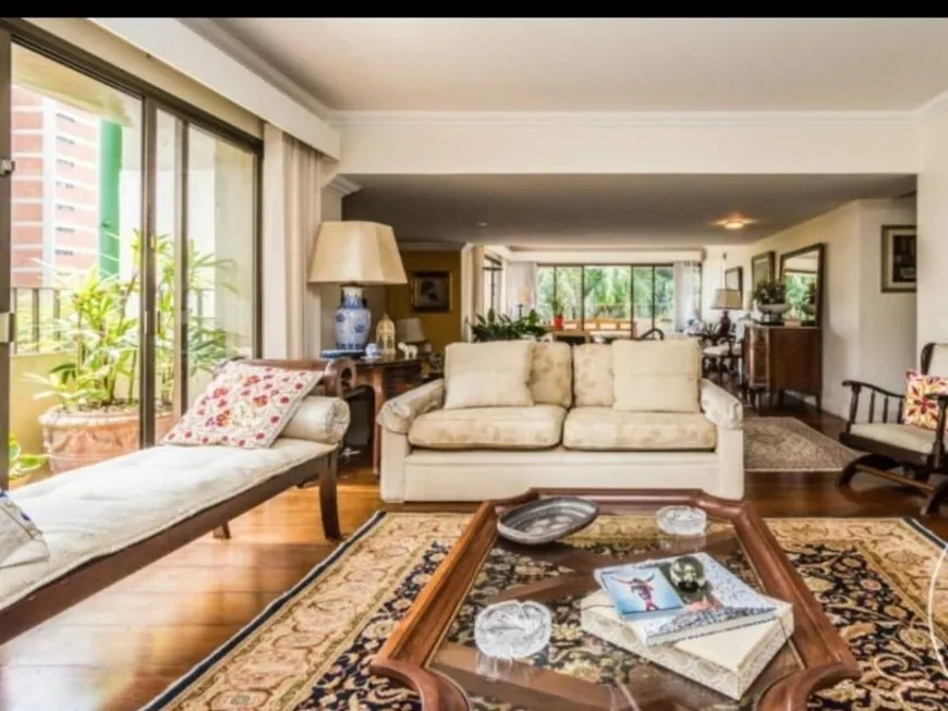 Foto 1 de Apartamento com 4 Quartos à venda, 280m² em Morumbi, São Paulo