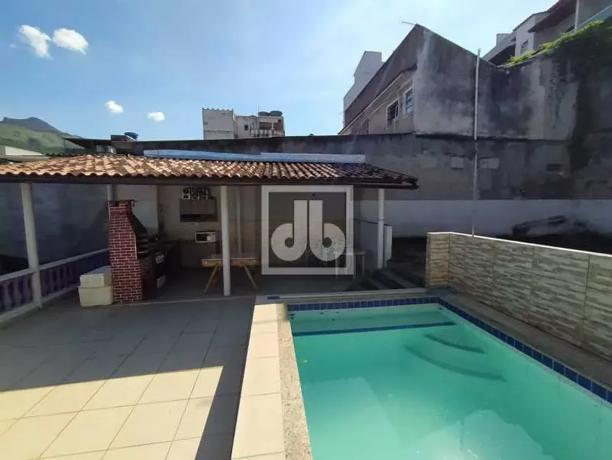 Foto 1 de Casa com 5 Quartos à venda, 255m² em Méier, Rio de Janeiro