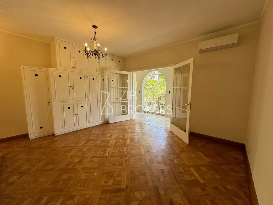 Foto 1 de Casa com 4 Quartos para venda ou aluguel, 450m² em Jardim Paulista, São Paulo