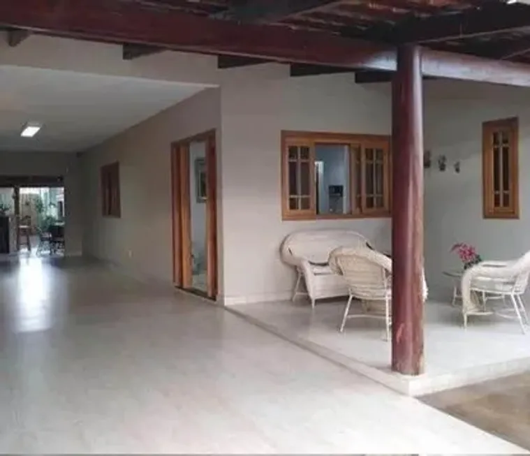 Foto 1 de Casa com 3 Quartos à venda, 54m² em Jardim Tropical, Serra