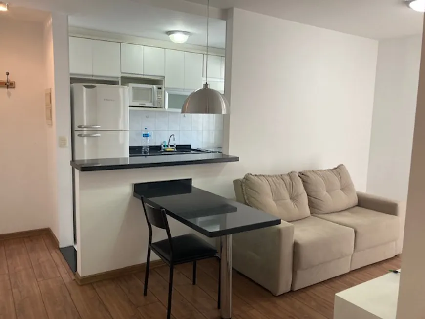 Foto 1 de Apartamento com 1 Quarto para alugar, 55m² em Santa Cecília, São Paulo