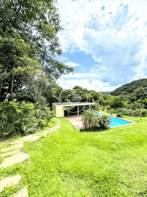 Foto 1 de Casa de Condomínio com 4 Quartos à venda, 542m² em Aldeia do Vale, Goiânia