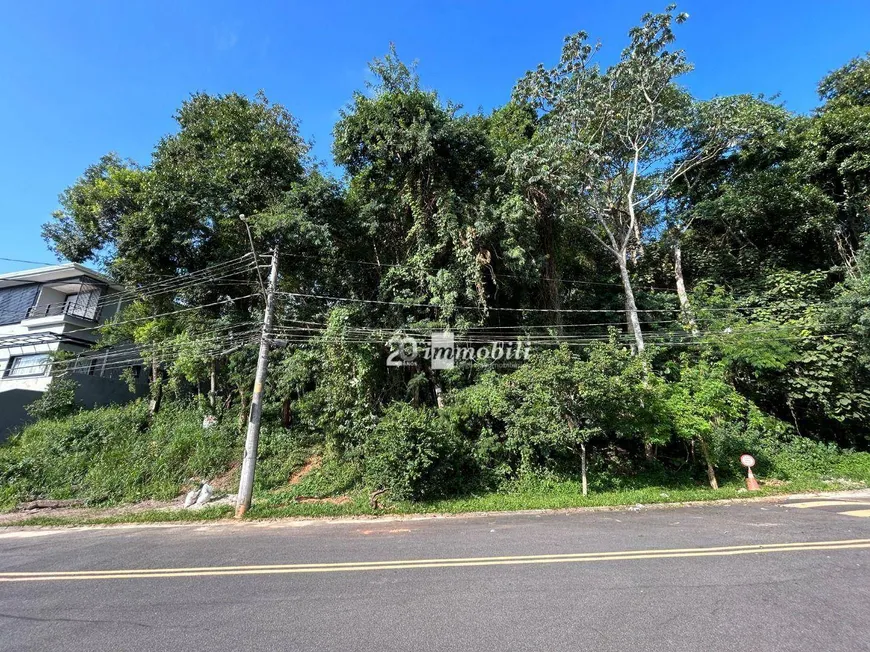 Foto 1 de Lote/Terreno à venda, 840m² em Chácara Moinho Velho, Carapicuíba