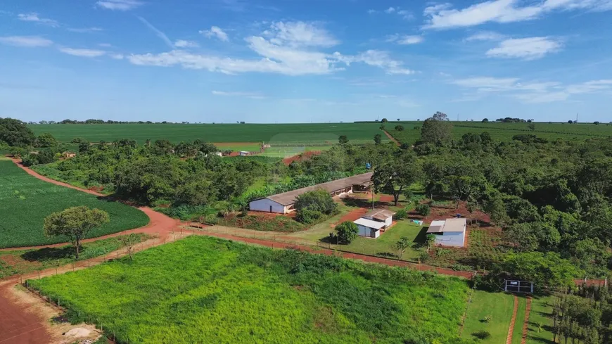 Foto 1 de Fazenda/Sítio à venda, 1500m² em , Indianópolis