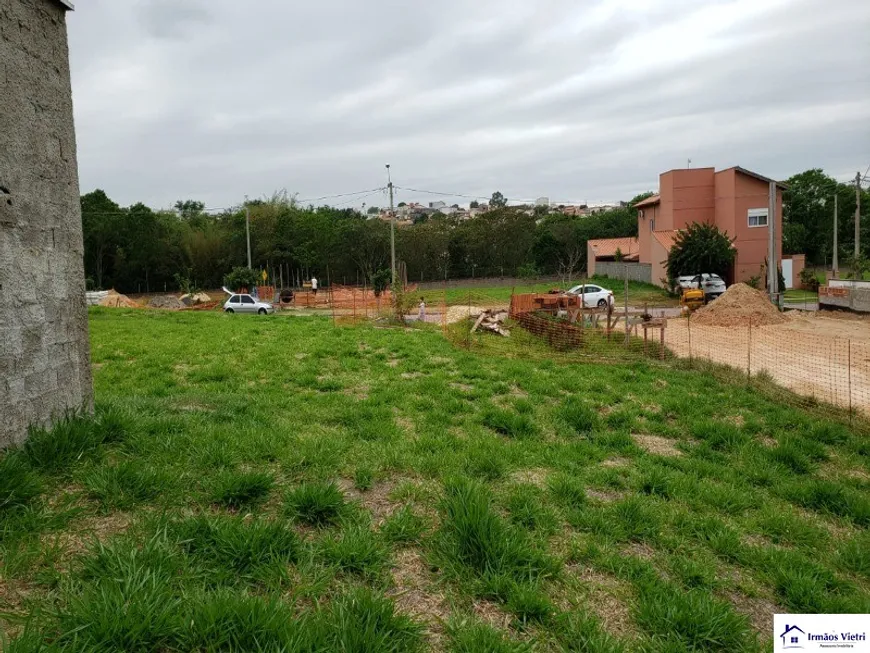 Foto 1 de Lote/Terreno à venda, 420m² em Jardim Celani, Salto