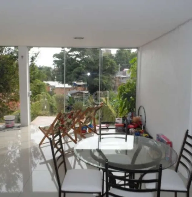 Foto 1 de Casa com 3 Quartos à venda, 249m² em Vila Jardim, Porto Alegre