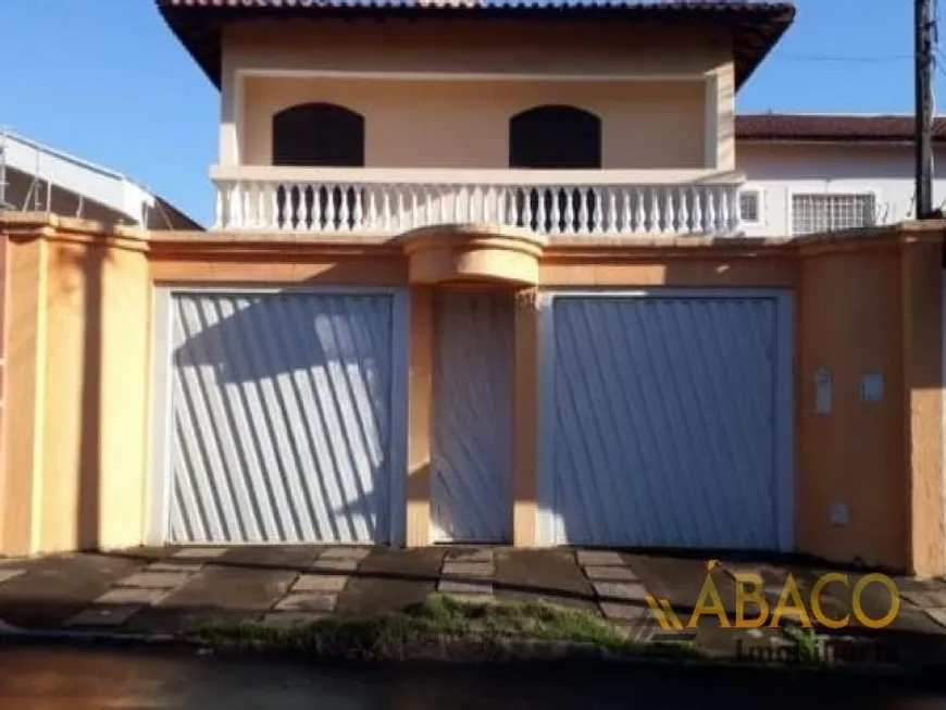 Foto 1 de Sobrado com 4 Quartos para alugar, 250m² em Jardim Acapulco, São Carlos