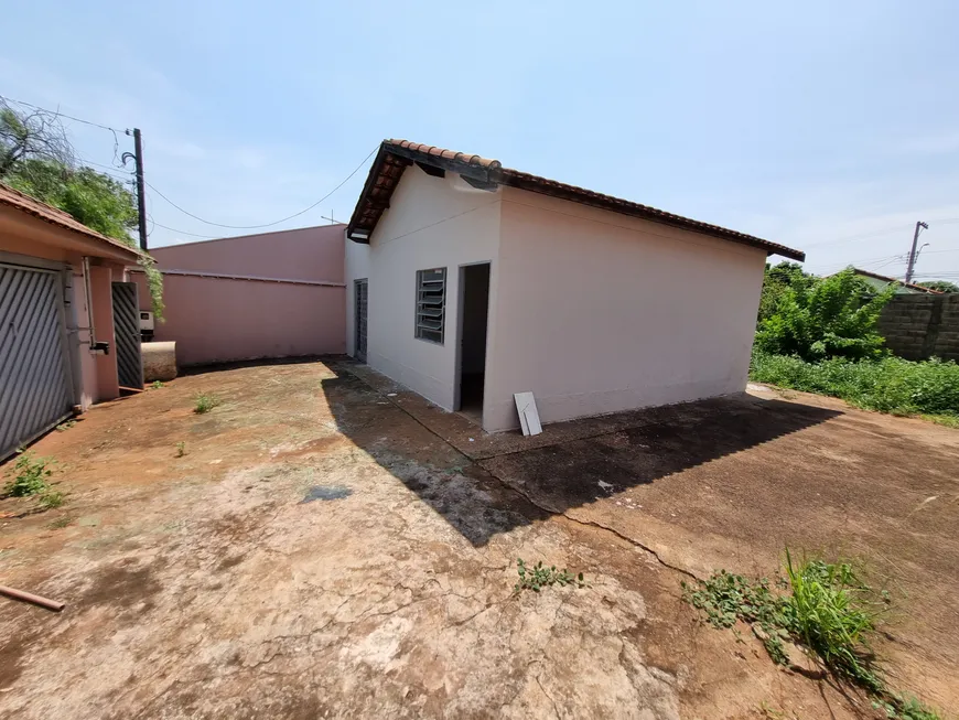 Foto 1 de Casa com 2 Quartos à venda, 60m² em Jardim Arlindo Laguna, Ribeirão Preto