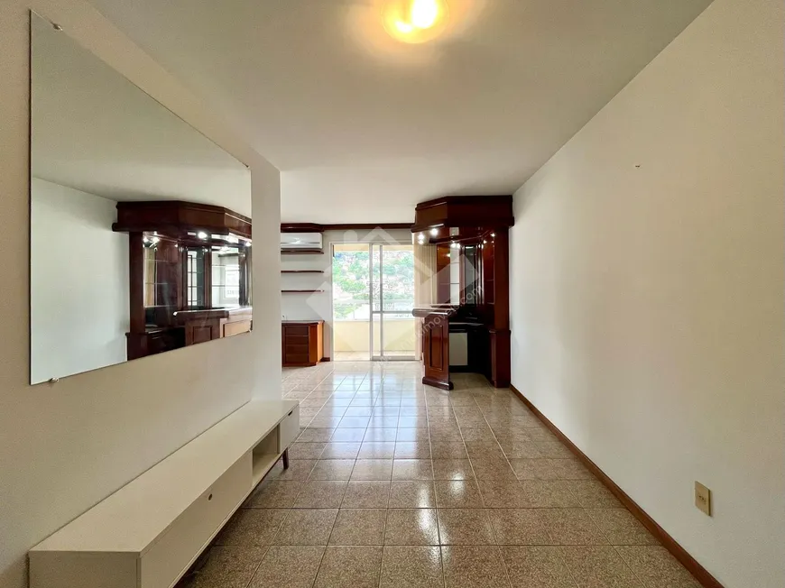 Foto 1 de Apartamento com 3 Quartos à venda, 97m² em Centro, Florianópolis