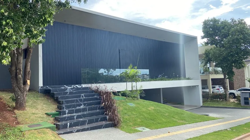 Foto 1 de Casa de Condomínio com 4 Quartos à venda, 530m² em Residencial Alphaville Flamboyant, Goiânia