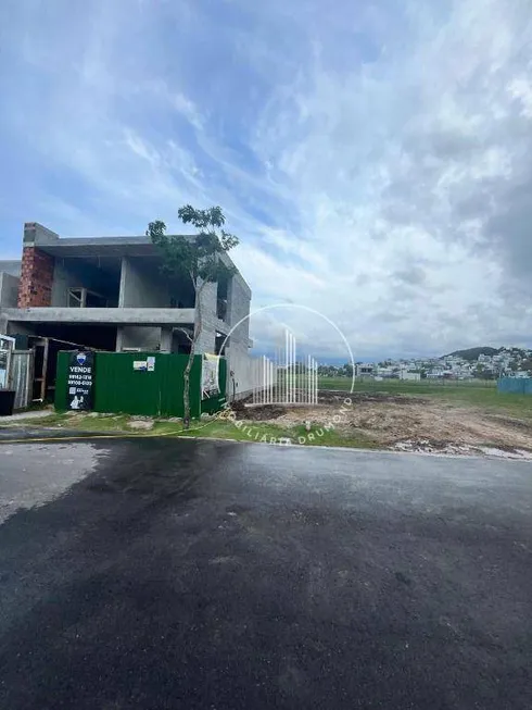 Foto 1 de Lote/Terreno à venda, 303m² em Cidade Universitaria Pedra Branca, Palhoça