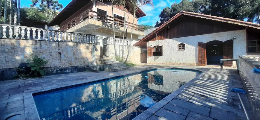 Foto 1 de Casa de Condomínio com 3 Quartos à venda, 223m² em Serra da Cantareira, Mairiporã