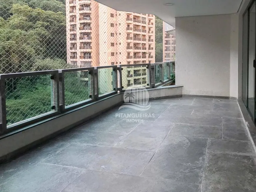 Foto 1 de Apartamento com 3 Quartos à venda, 190m² em Pitangueiras, Guarujá