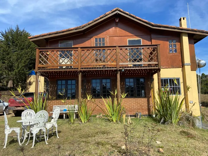 Foto 1 de Fazenda/Sítio com 4 Quartos à venda, 25300m² em , Delfim Moreira