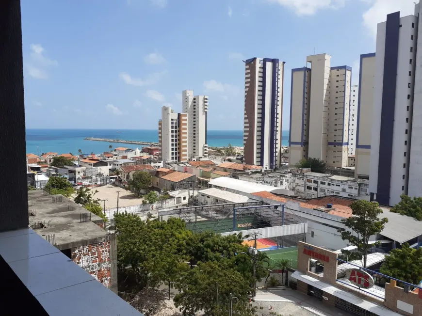 Foto 1 de Apartamento com 2 Quartos para alugar, 52m² em Praia de Iracema, Fortaleza