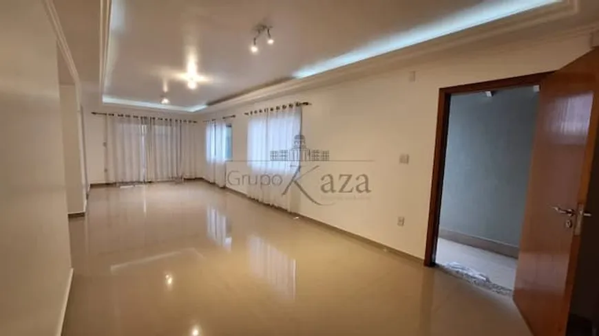 Foto 1 de Casa de Condomínio com 3 Quartos à venda, 240m² em Urbanova, São José dos Campos