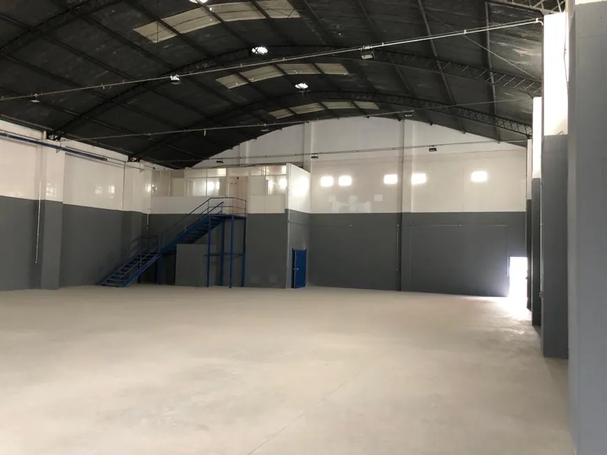 Foto 1 de Galpão/Depósito/Armazém para alugar, 600m² em Cajuru do Sul, Sorocaba