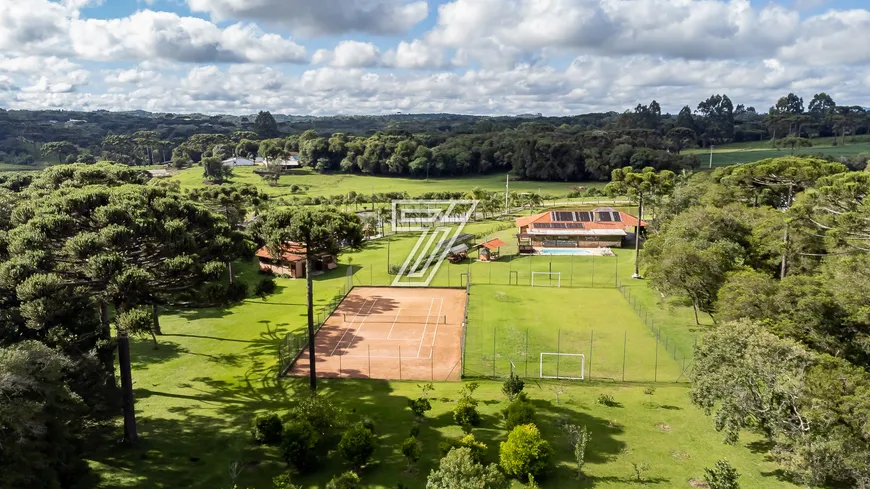 Foto 1 de Fazenda/Sítio com 4 Quartos à venda, 360m² em Campo Largo da Roseira, São José dos Pinhais