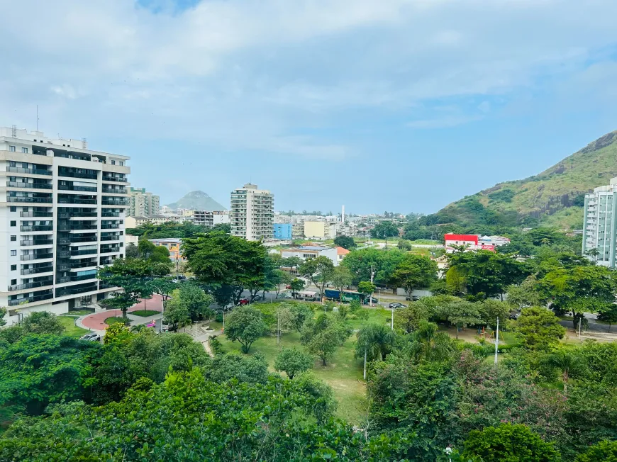 Foto 1 de Apartamento com 3 Quartos para alugar, 91m² em Recreio Dos Bandeirantes, Rio de Janeiro