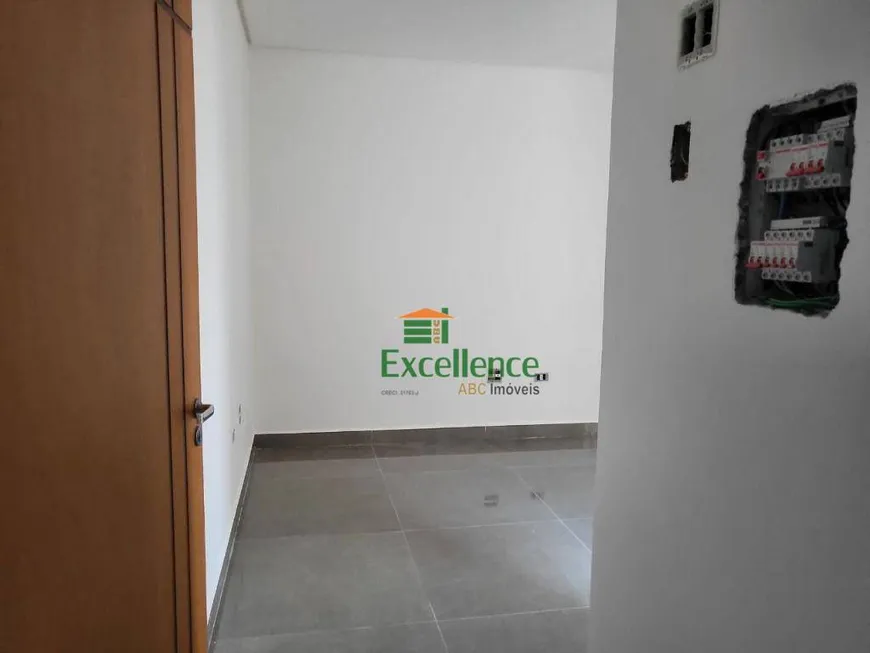 Foto 1 de Apartamento com 2 Quartos à venda, 42m² em Vila Scarpelli, Santo André