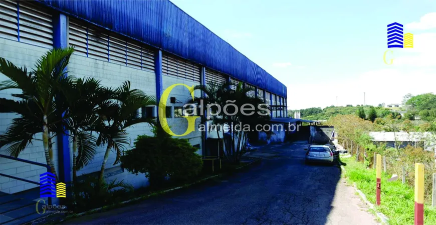 Foto 1 de Galpão/Depósito/Armazém para alugar, 2300m² em Vila Jovina, Cotia