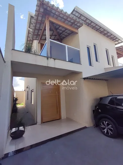 Foto 1 de Casa com 3 Quartos à venda, 150m² em Rio Branco, Belo Horizonte