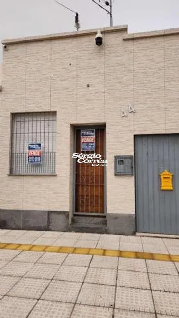 Foto 1 de Casa com 3 Quartos à venda, 145m² em Centro, Pelotas