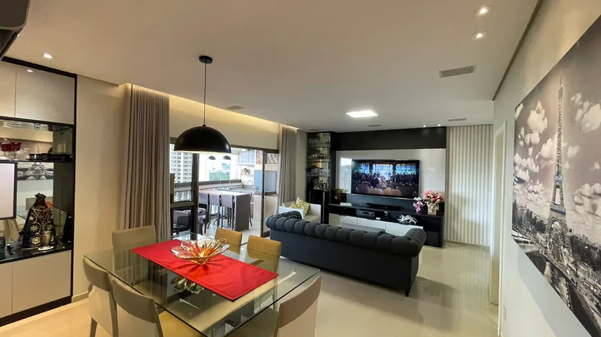 Foto 1 de Apartamento com 3 Quartos à venda, 138m² em Duque de Caxias, Cuiabá