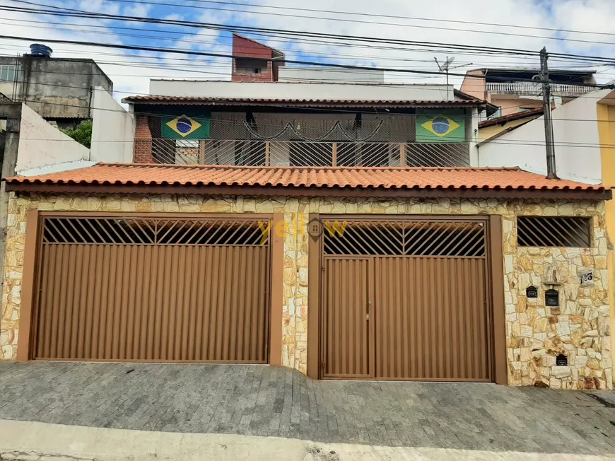 Foto 1 de Casa com 3 Quartos à venda, 230m² em Arujá América, Arujá